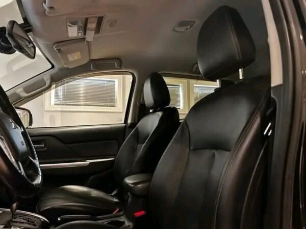 1748952065868.jpg Mitsubishi L200 181HK