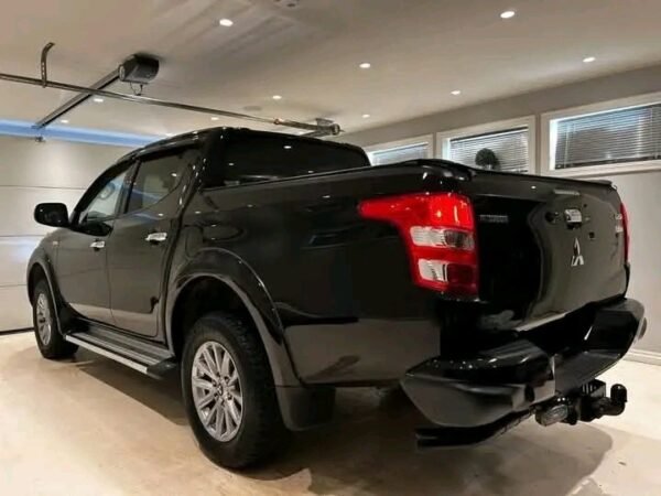 1748952099328.jpg Mitsubishi L200 181HK