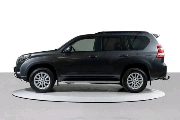 Toyota Land Cruiser 3.0 GX 5 Series