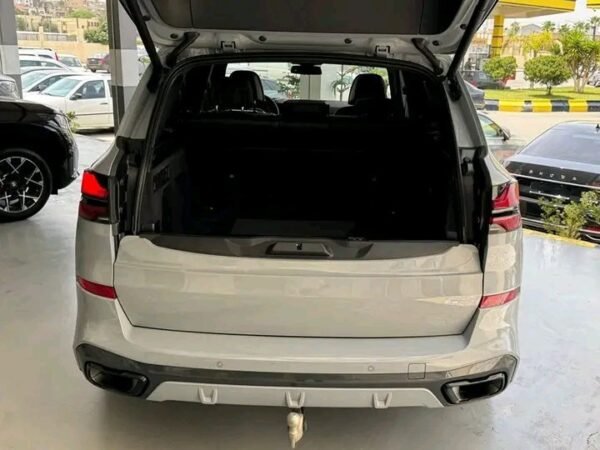 1748953268713.jpg BMW X5 series X5M50d-M package