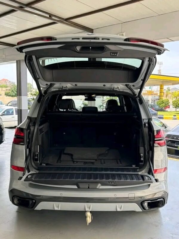 1748953270501.jpg BMW X5 series X5M50d-M package