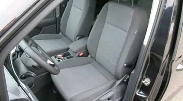 1749033079623.jpg Ford Tourneo Connect Titanium L2