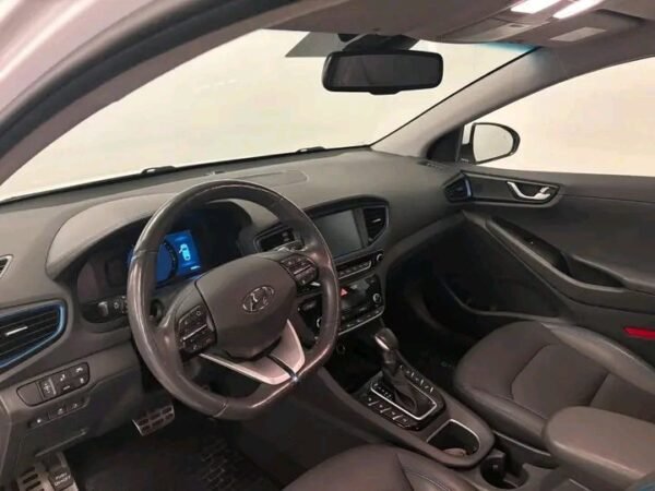 Hyundai IONIQ Hybrid Premium