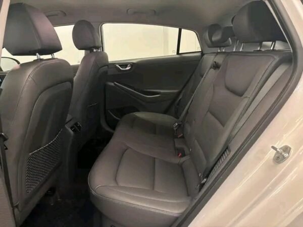 Hyundai IONIQ Hybrid Premium