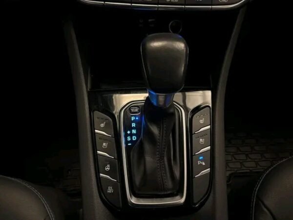 Hyundai IONIQ Hybrid Premium