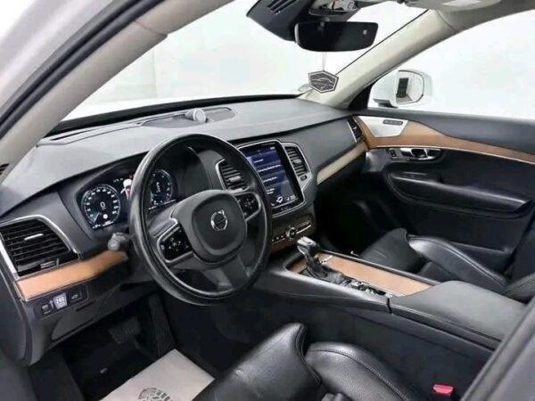 Volvo XC90 Inscription AWD 7 SEATS