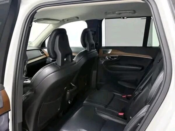 Volvo XC90 Inscription AWD 7 SEATS