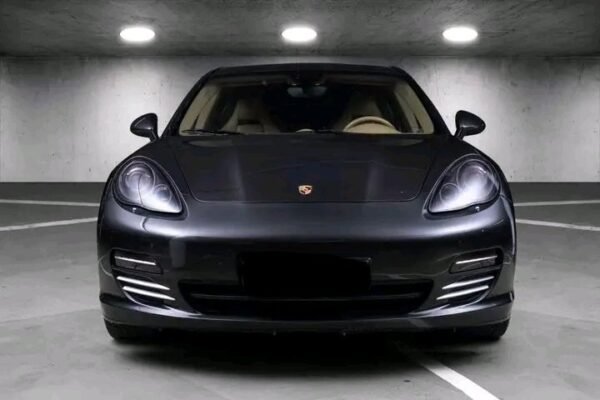 Porsche Panamera V8