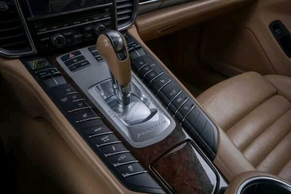 Porsche Panamera V8