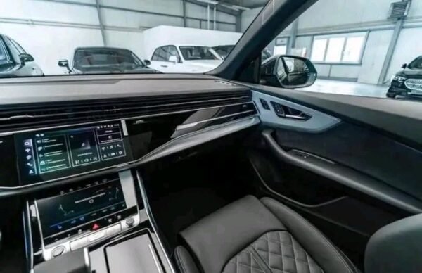 2026/02/1000109031.jpg Audi Q8 50 TDI quad tiptronic 2025