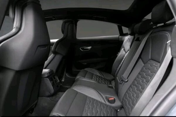 2026/02/1000109299.jpg Audi e-tron GT RS