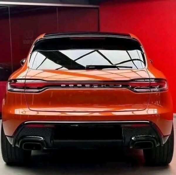 2023 PORSCHE MACAN