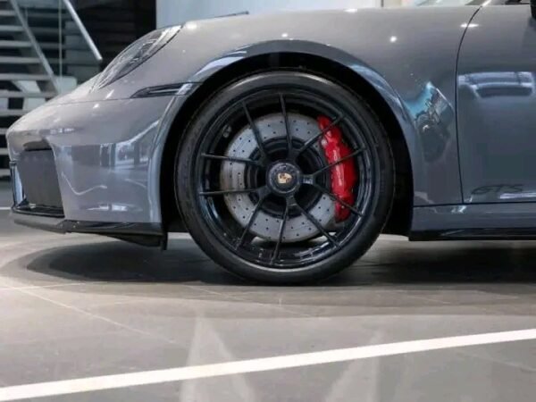 PORSCHE 992 CARRERA GTS