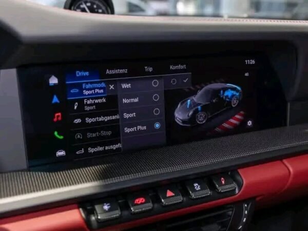 PORSCHE 992 CARRERA GTS