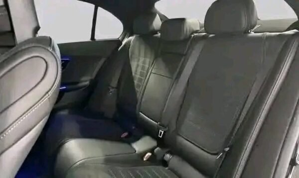 Mercedes-Benz C-Class 200 4MATIC
