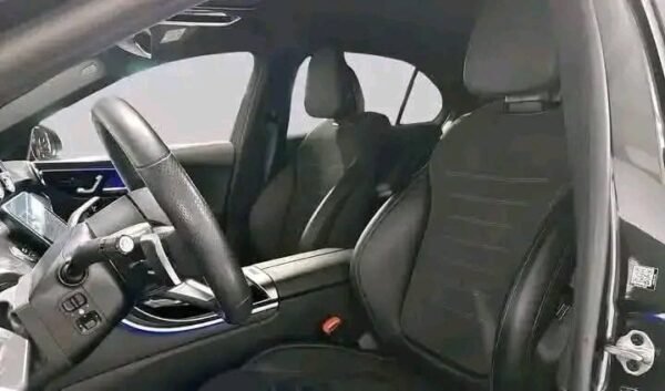 Mercedes-Benz C-Class 200 4MATIC