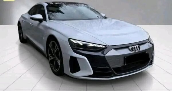 Audi e-tron GT Matrix LED