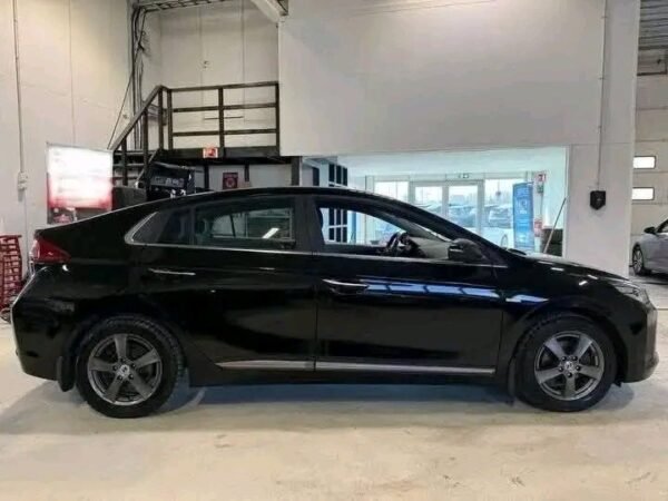 Hyundai IONIQ Technology