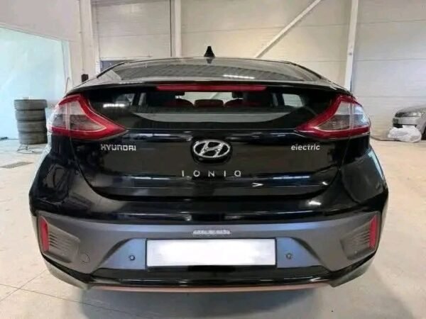 Hyundai IONIQ Technology
