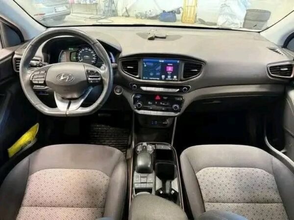 Hyundai IONIQ Technology