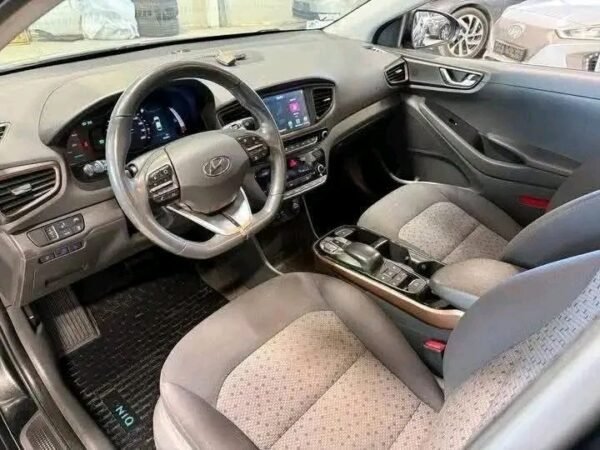 Hyundai IONIQ Technology