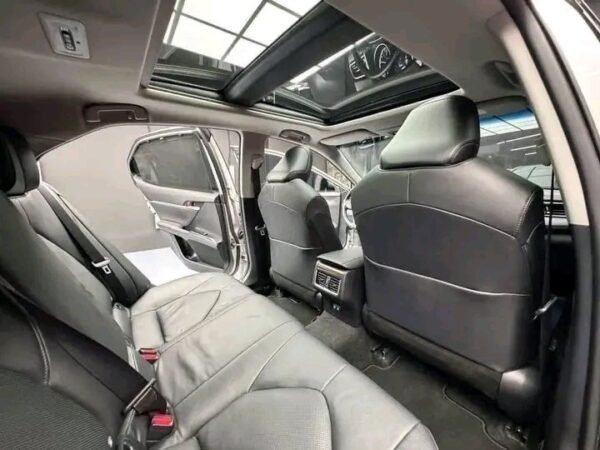 TOYOTA CAMRY PREMIUM +