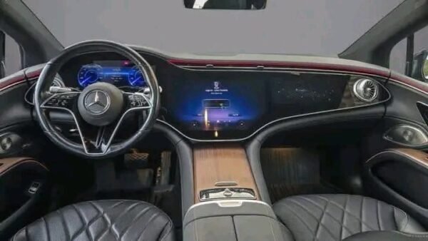 Mercedes-Benz EQS-Class