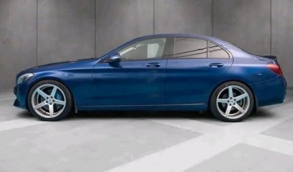 Mercedes-Benz C-Class 350