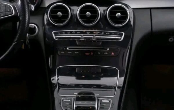Mercedes-Benz C-Class 350